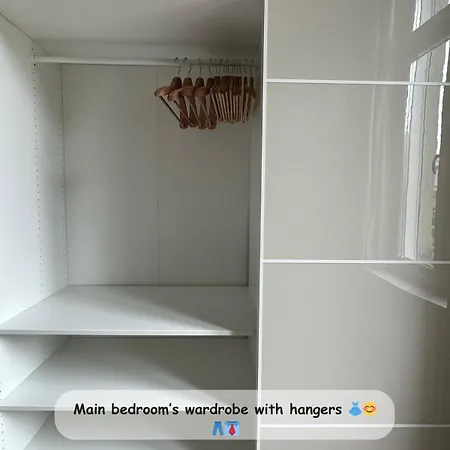 Daire Unique Large Apartment In Central Budapest *